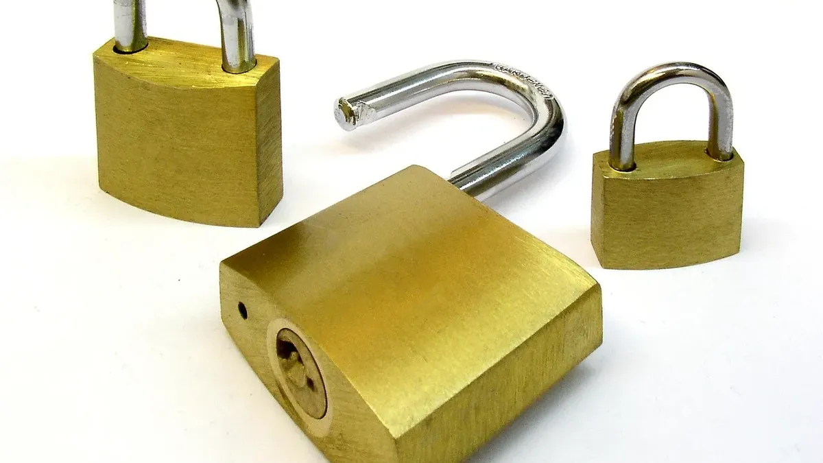 What is a secure core computer in Windows 11